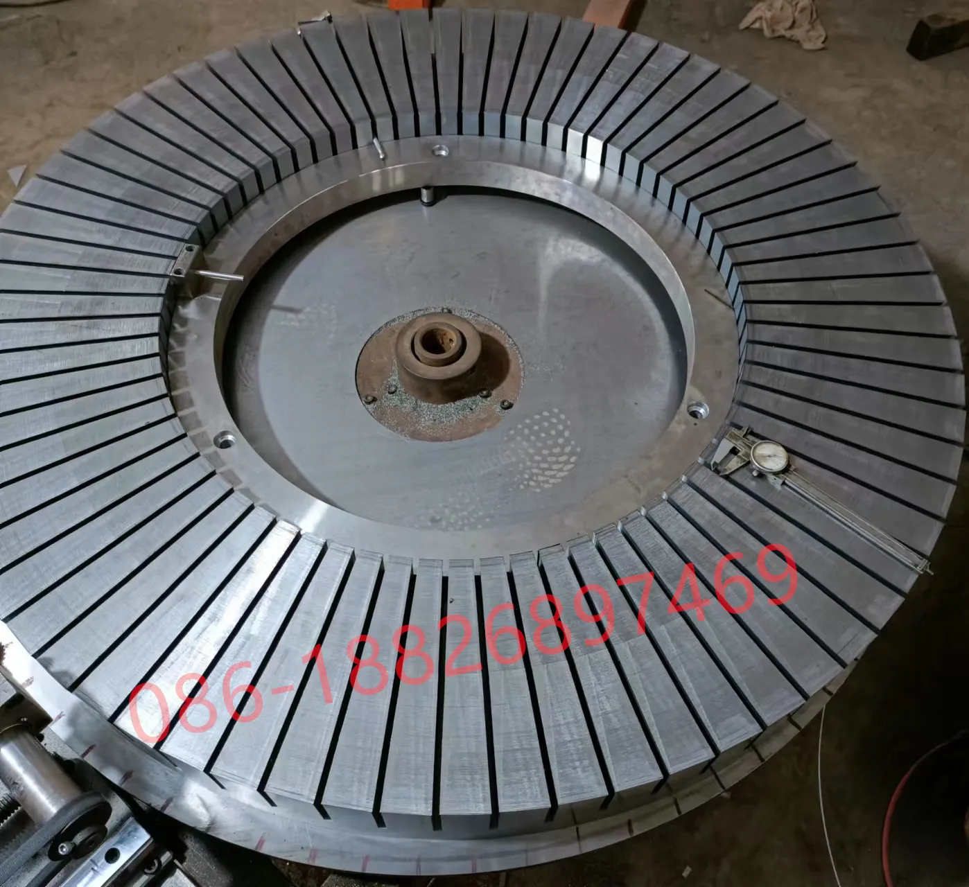Backlack Self Bonding Lamination елиминира късите съединения