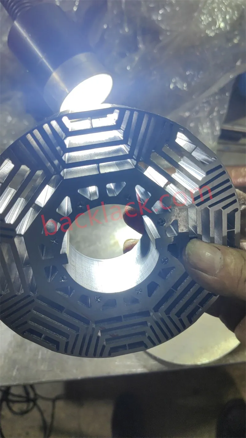 Tilpassede vanntette korrosjonsbestandige statorlamineringer