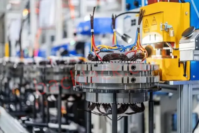 نوى الجزء الثابت لمحرك الجر Ev وكثافة عزم الدوران العالية وتوافق الشحن السريع