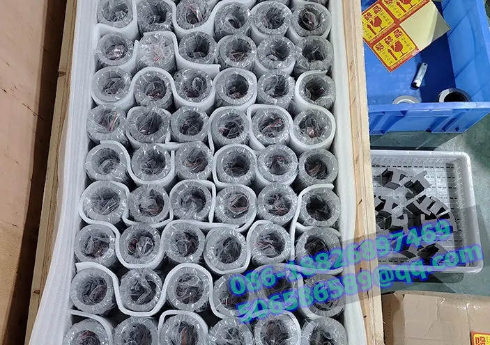 למינציה מוערמת עבור רוטורים או סטטורים של מנועים חשמליים וגנרטורים